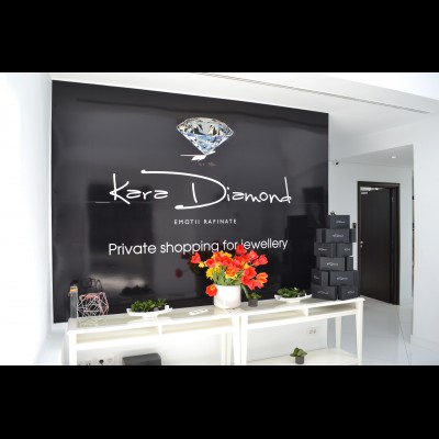 Elegance and refinement - A unique experience in a unique showroom. 