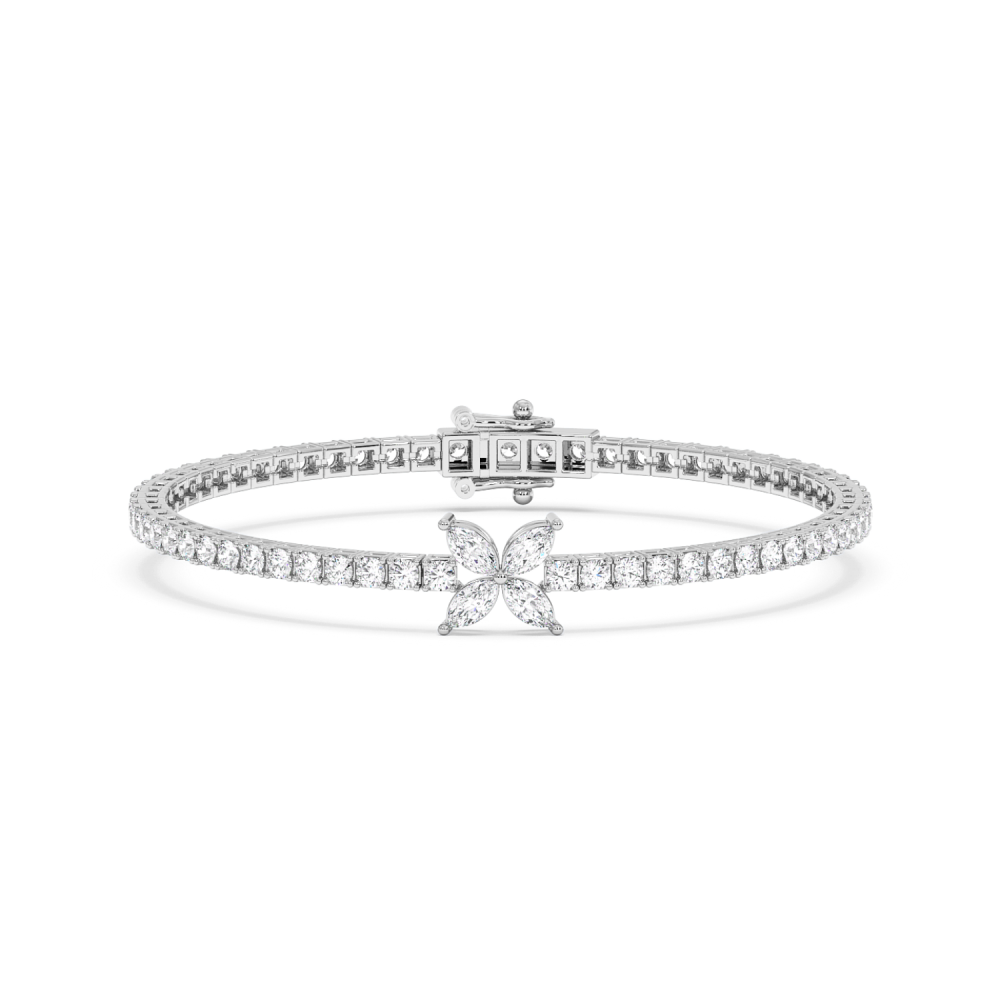 Bracelet with 0.66ct Marquise Diamonds and 4.09ct Round Diamonds