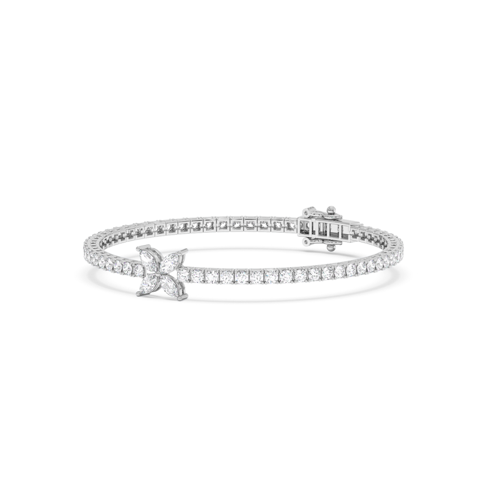 Bracelet with 0.66ct Marquise Diamonds and 4.09ct Round Diamonds