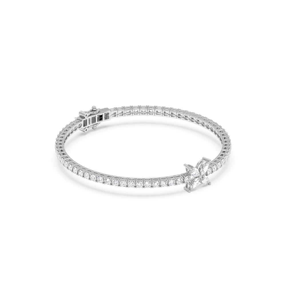 Bracelet with 0.66ct Marquise Diamonds and 4.09ct Round Diamonds