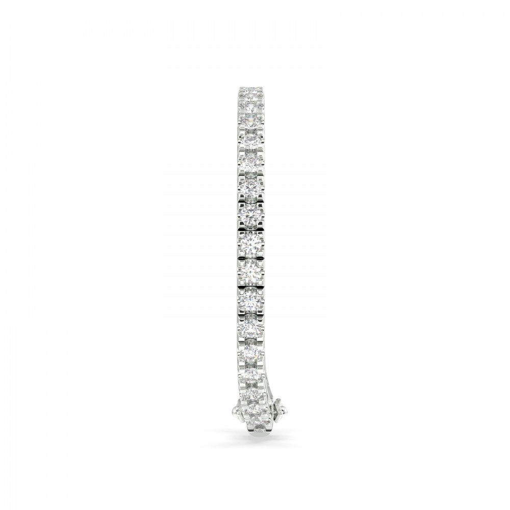 Tennis bracelet with 6.19 ct white diamonds