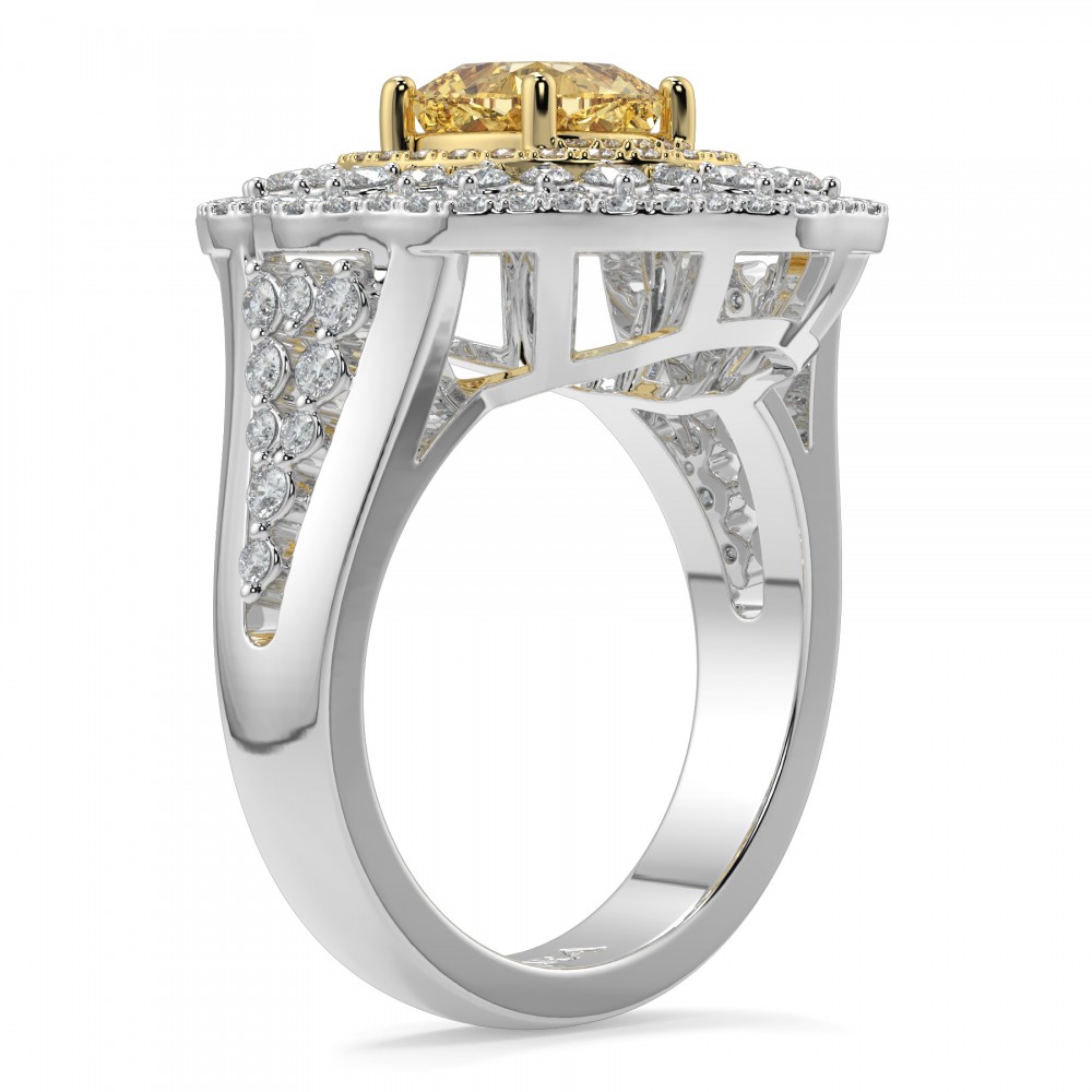 Ring with 1.51 ct center diamond and 1.08 ct side diamonds