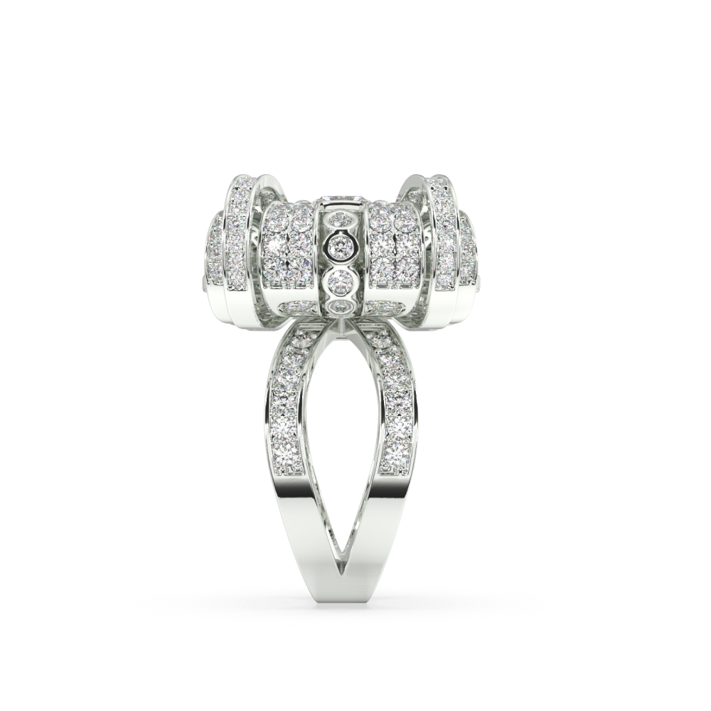 Ring with 0.71 ct Princess center diamond and 1.72 ct side diamonds