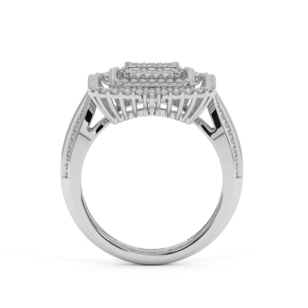 Ring with 0.13 ct Baget Diamonds and 0.46 ct round diamonds