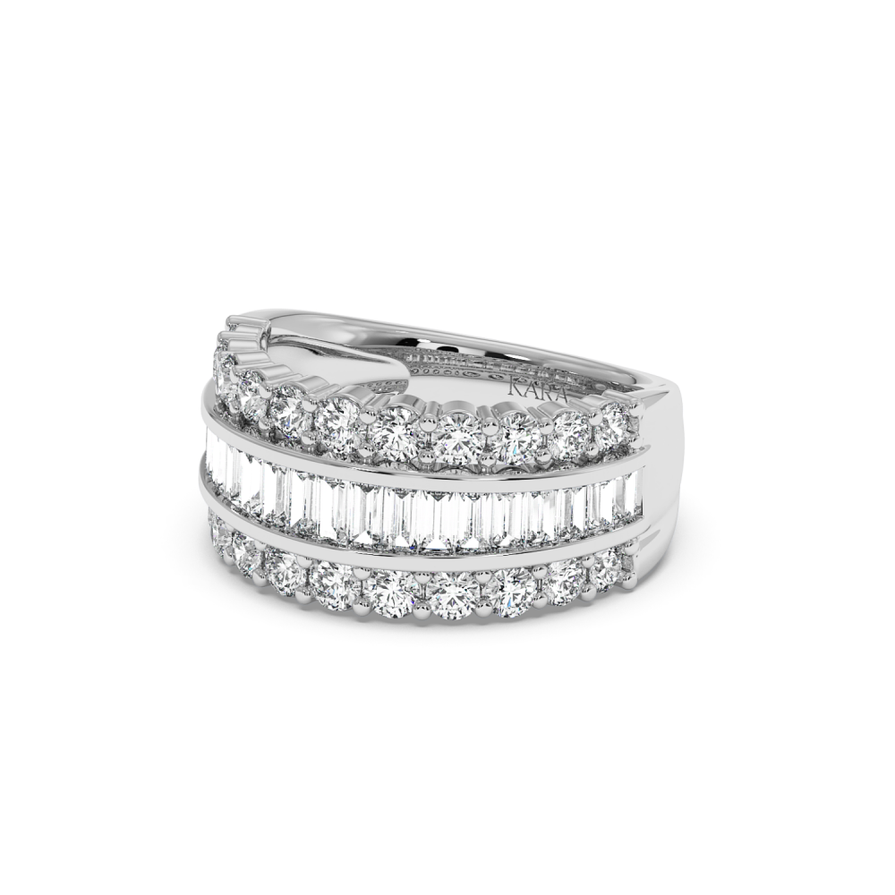 Ring with 0.72 ct Baget Diamonds and 1.16 ct side diamonds