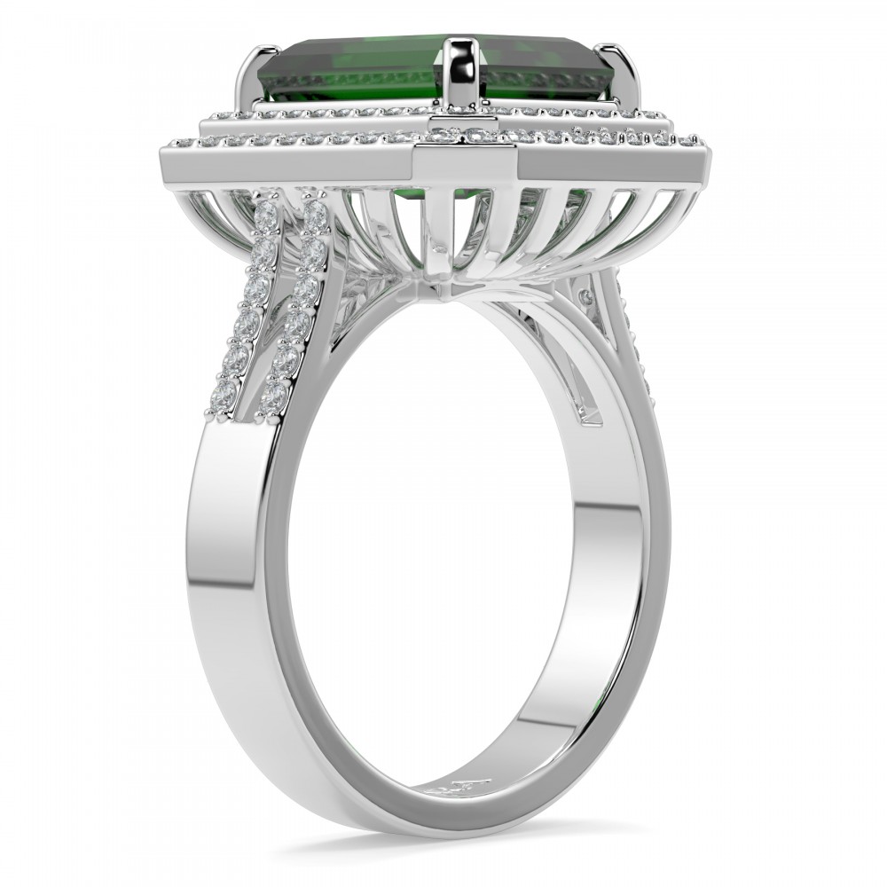 Ring with Diamonds of 0.67 ct. and Green Citrine of 3.72 ct