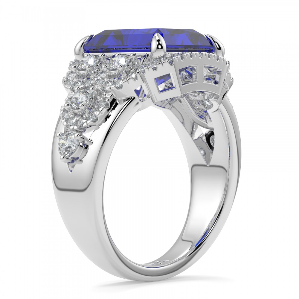 Ring with diamonds of 0.83 ct and Tanzanite of 6.14 ct
