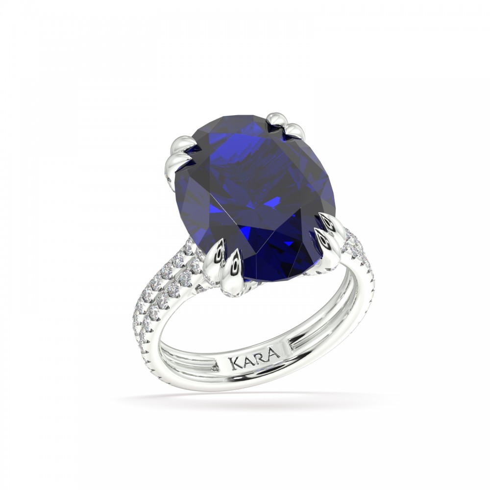 Ring with 0.86 ct. diamonds and 11.22 ct. Blue Quartz