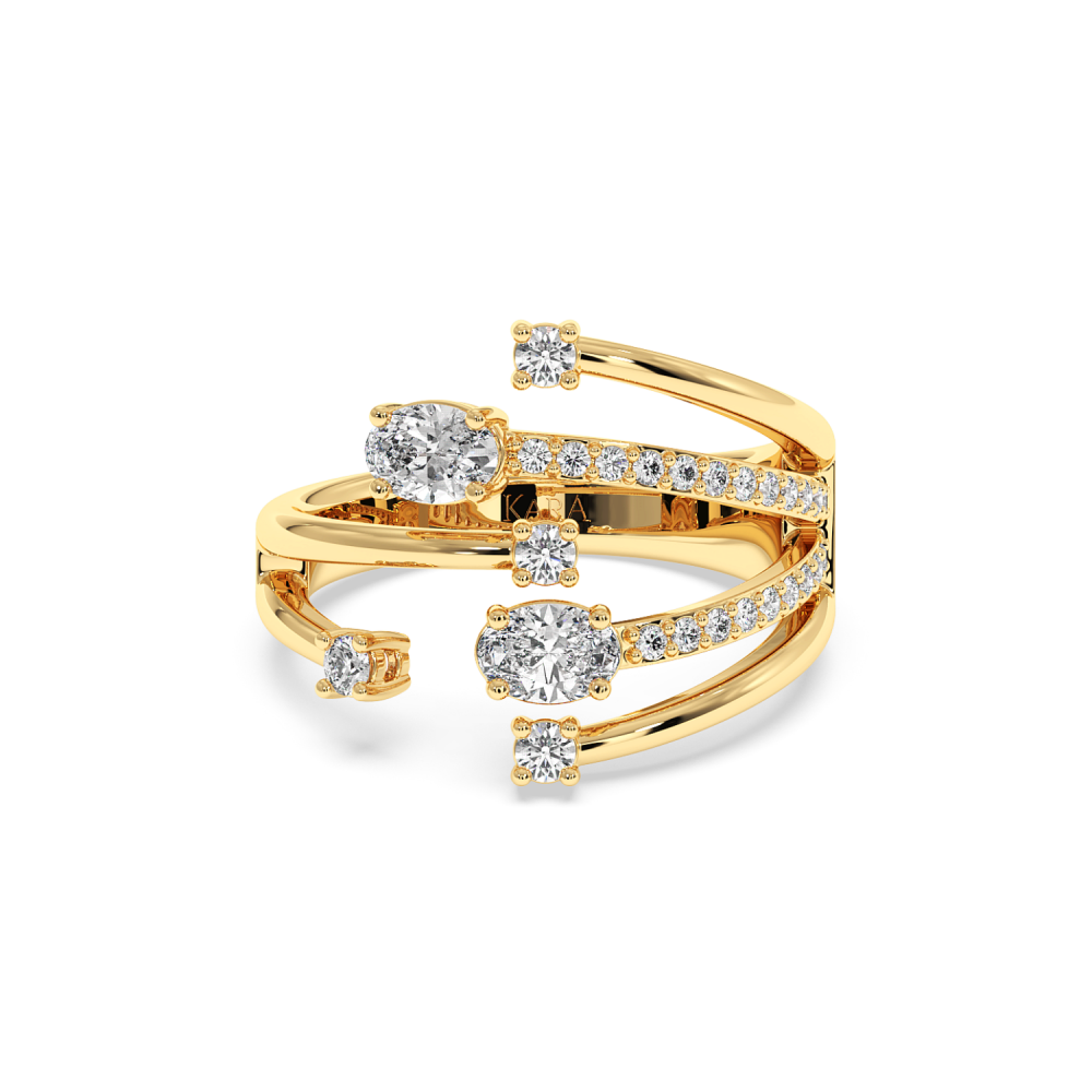 Ring with oval diamonds of 0.48 ct and round diamonds of 0.37 ct