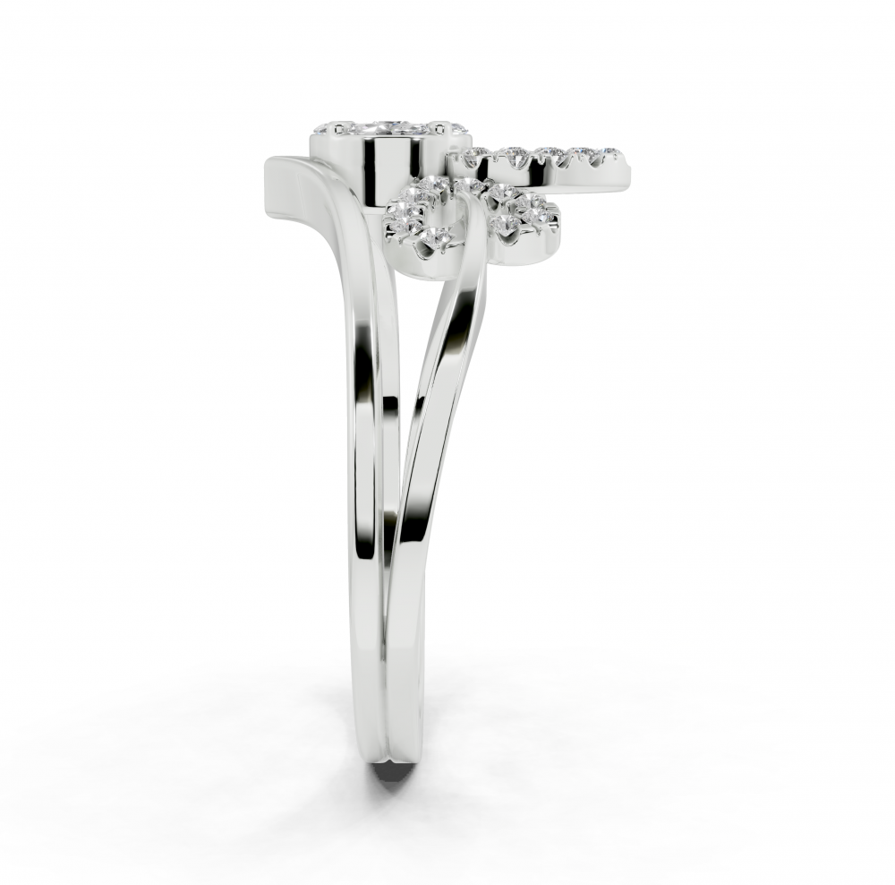 Ring with 0.10 ct Marquise Cut diamonds, 0.04 ct Princess Cut diamonds and 0.13 ct round diamonds
