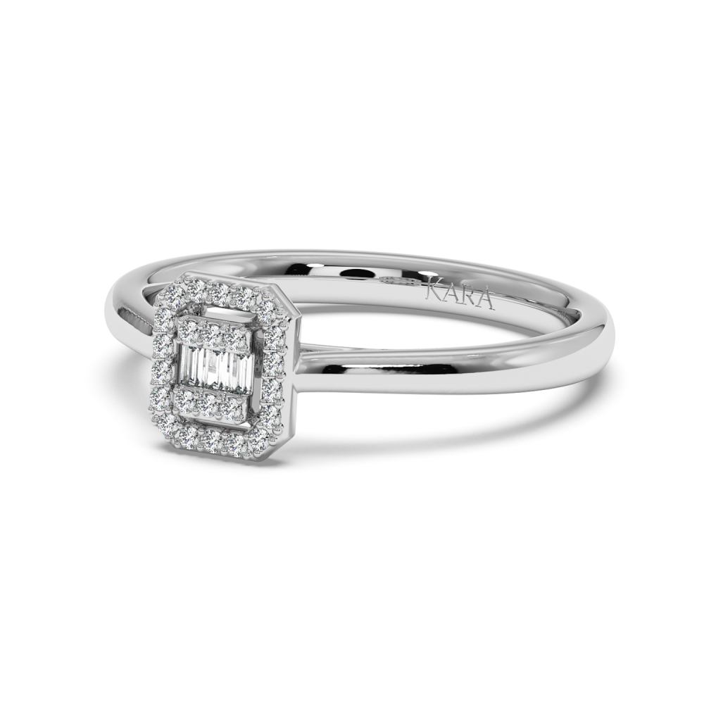 Ring with 0.18 ct Round Diamonds and 0.04 ct Baget Diamonds