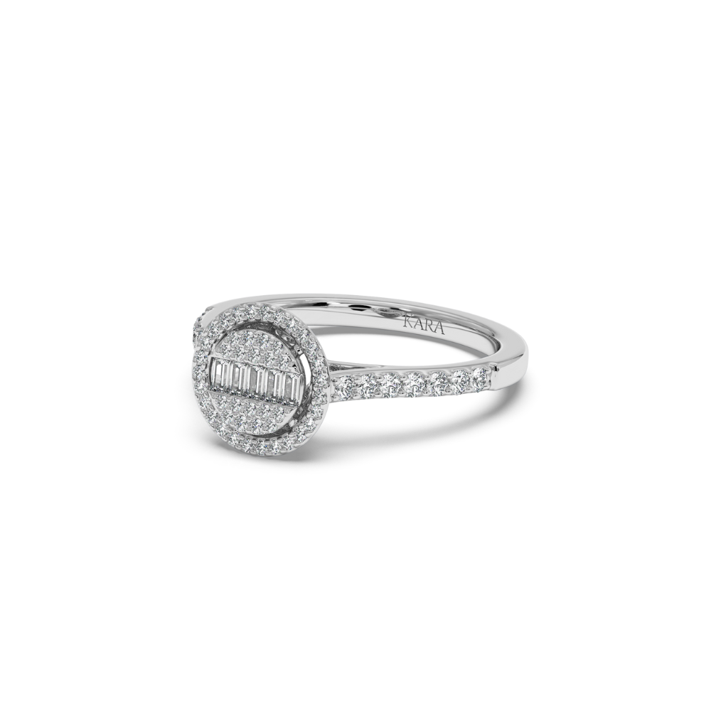 Ring with 0.25 ct Round Diamonds and 0.13 ct Baget Diamonds