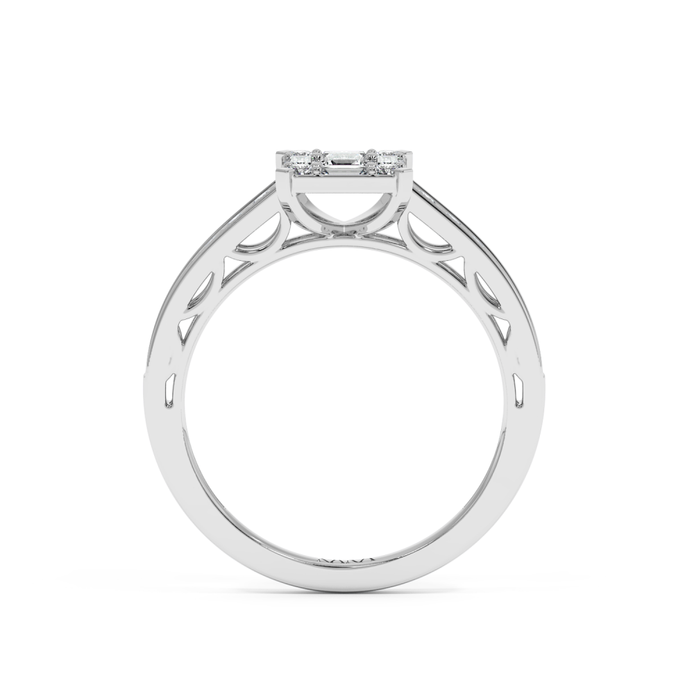 Ring with 0.27 ct Round Diamonds and 0.57 ct Baget Diamonds