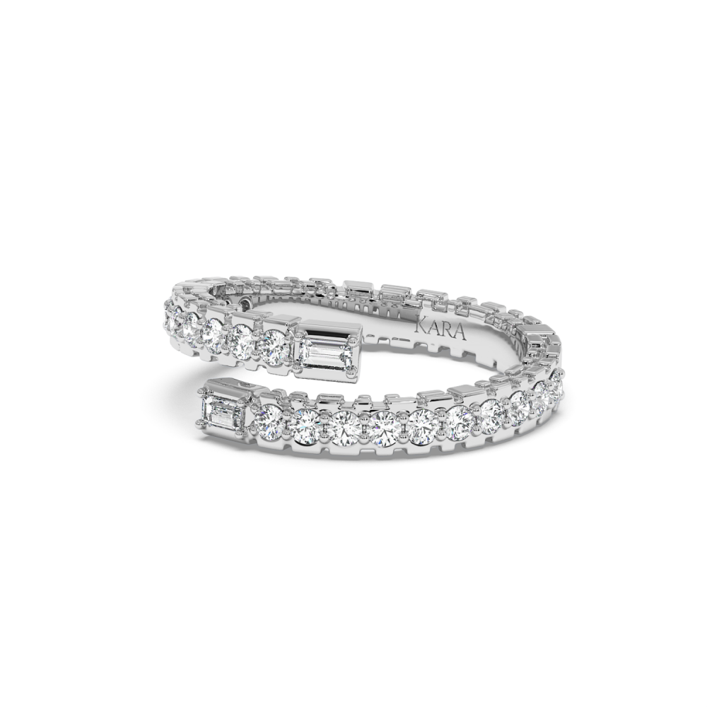 Ring with 0.76ct Round Diamonds and 0.04ct Baget Diamonds