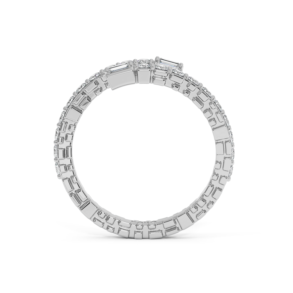 Ring with 0.76ct Round Diamonds and 0.04ct Baget Diamonds