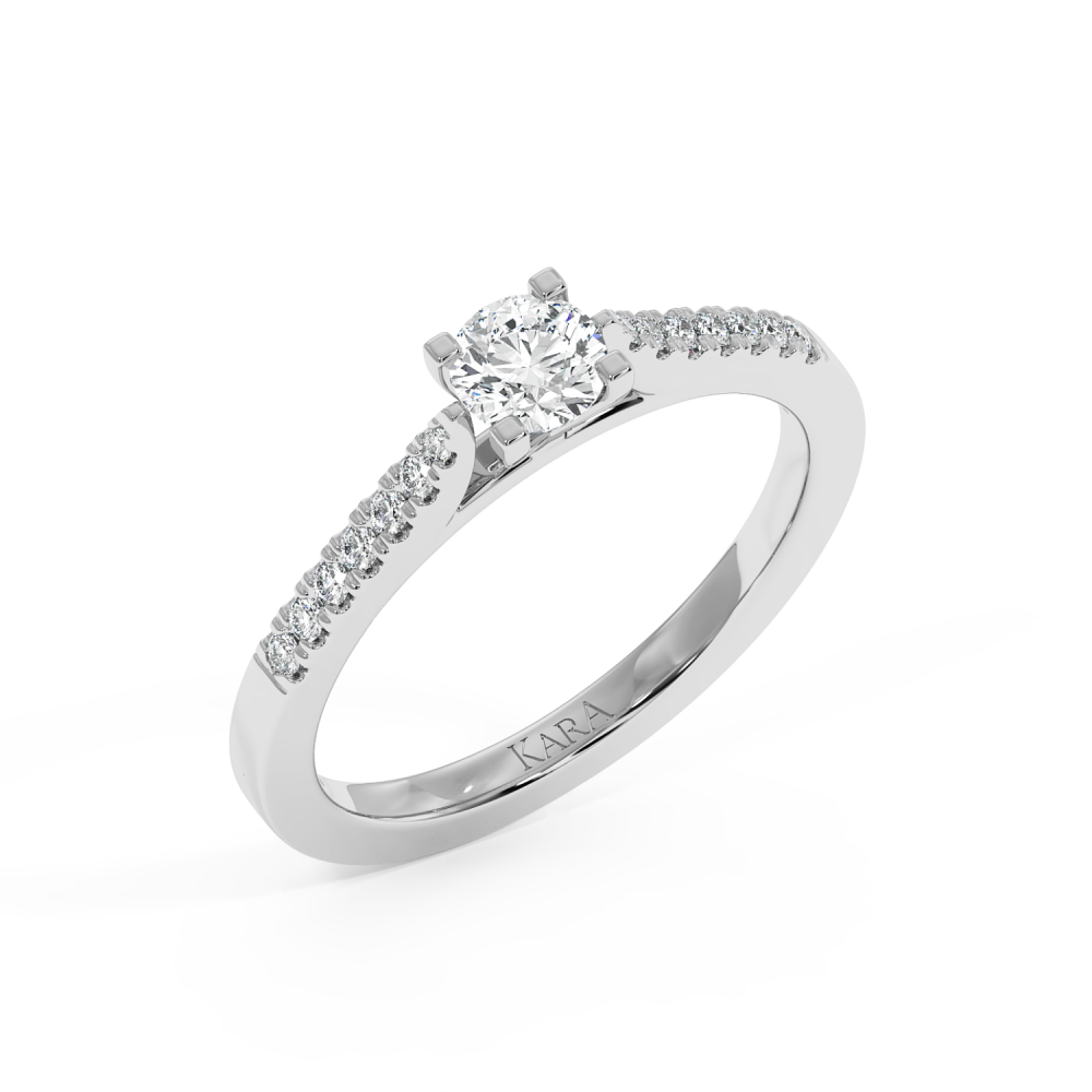 Engagement ring with 0.30 ct center diamond and 0.10 ct side diamonds
