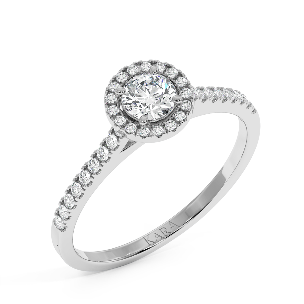 Engagement ring with 0.30 ct central diamond and 0.17 ct side diamonds