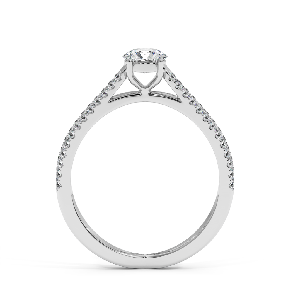 Engagement ring with central diamond of 0.33 ct and side diamonds of 0.37 ct