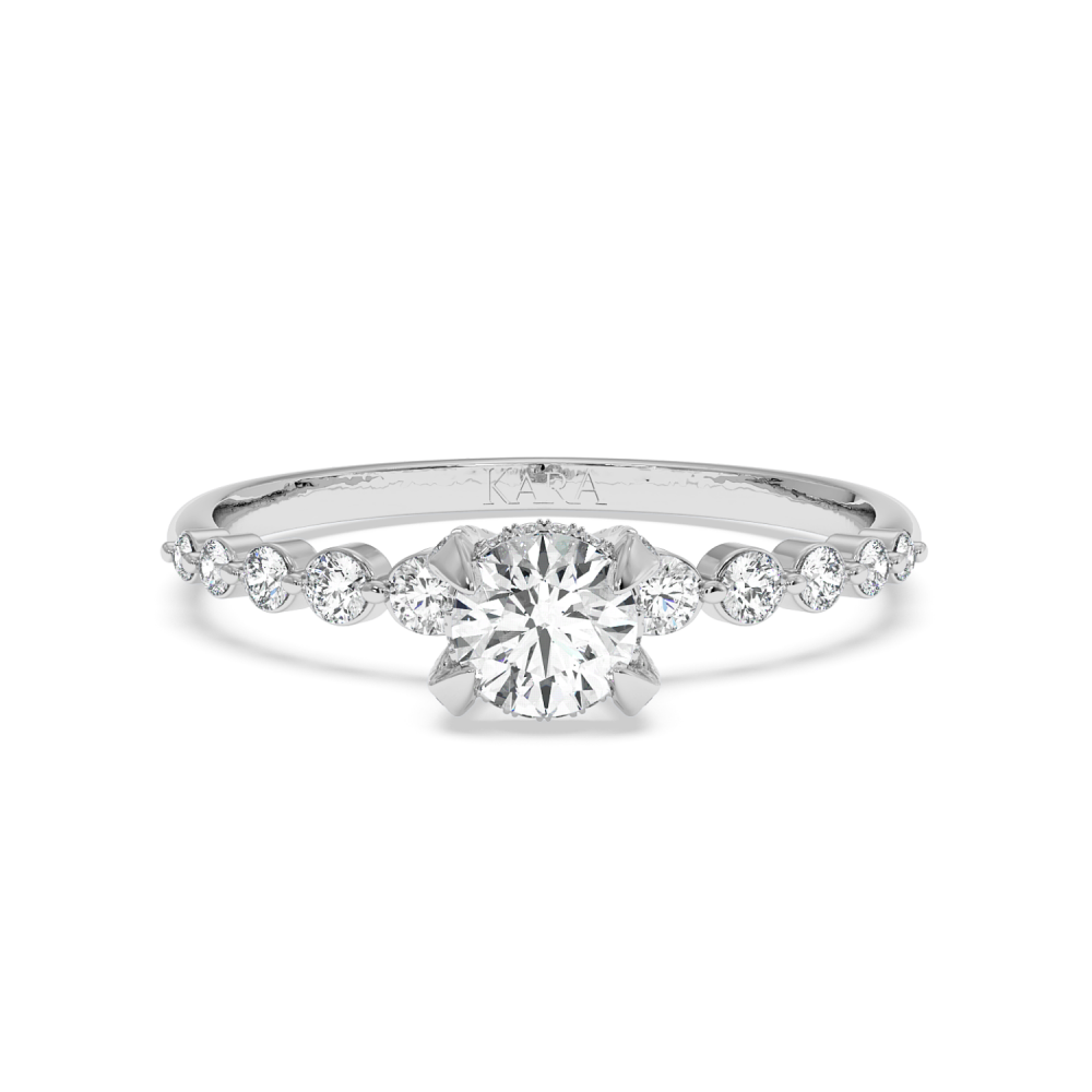 Engagement ring with central diamond of 0.30 ct and side diamonds of 0.23 ct