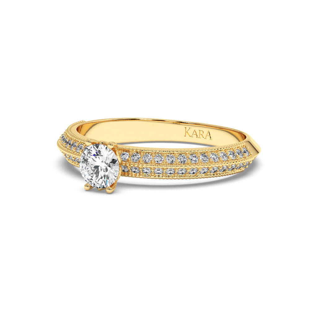 Engagement ring with central diamond of 0.31 ct and side diamonds of 0.19 ct