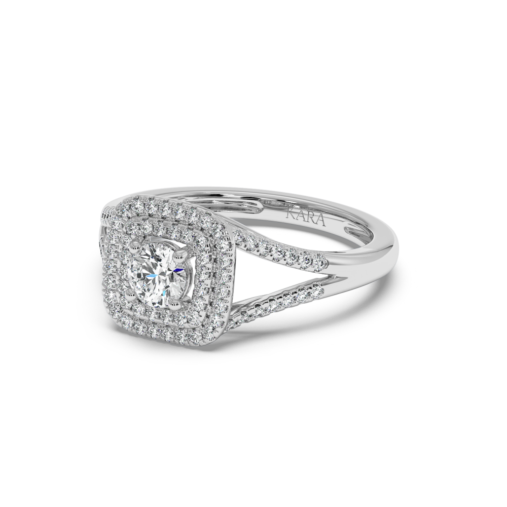 Engagement ring with central diamond of 0.36 ct and side diamonds of 0.26 ct