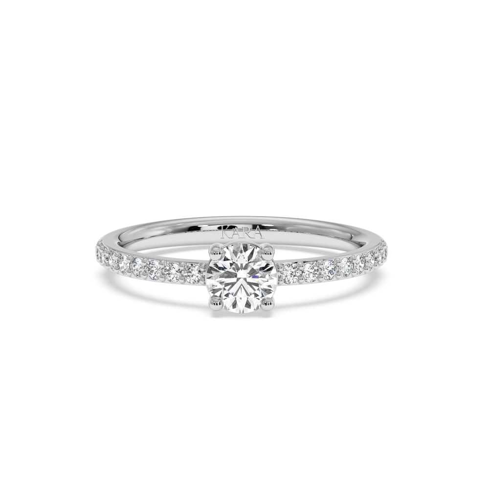 Engagement ring with central diamond of 0.47 ct and side diamonds of 0.21 ct