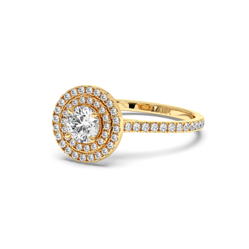 Engagement ring with 0.50 ct center diamond and 0.32 ct side diamonds