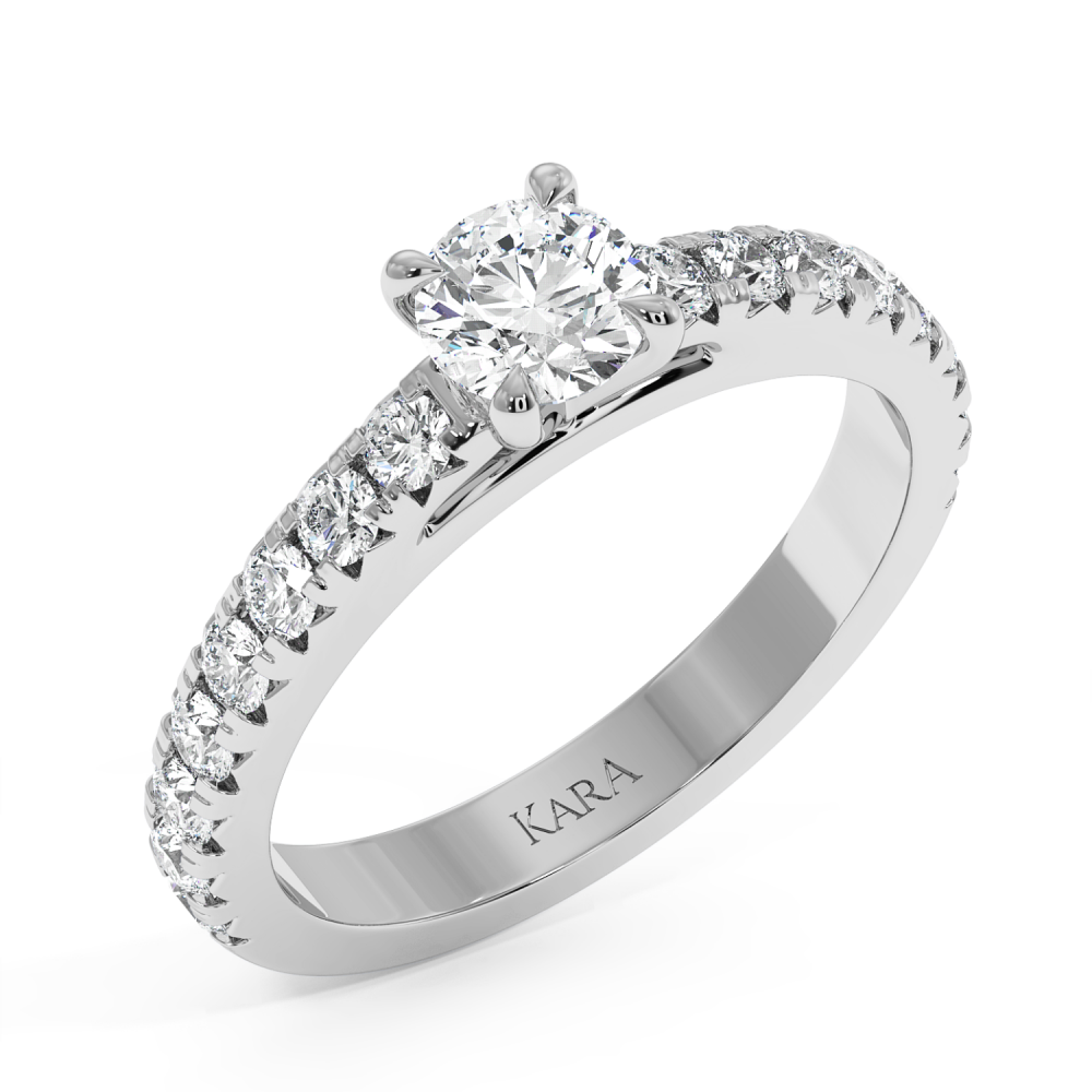Engagement ring with central diamond of 0.53 ct and side diamonds of 0.64 ct