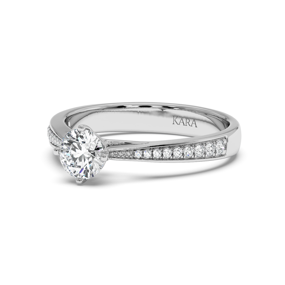 Engagement ring with central diamond of 0.59 ct and side diamonds of 0.14 ct