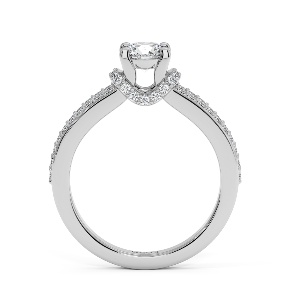 Engagement ring with central diamond of 0.60 ct and side diamonds of 0.36 ct