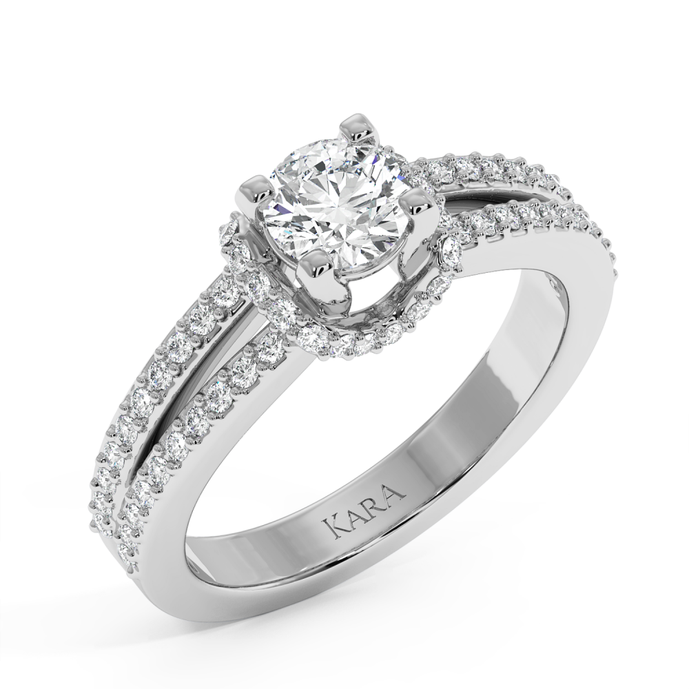 Engagement ring with central diamond of 0.60 ct and side diamonds of 0.36 ct