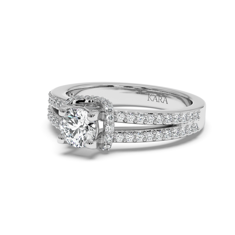 Engagement ring with central diamond of 0.60 ct and side diamonds of 0.36 ct