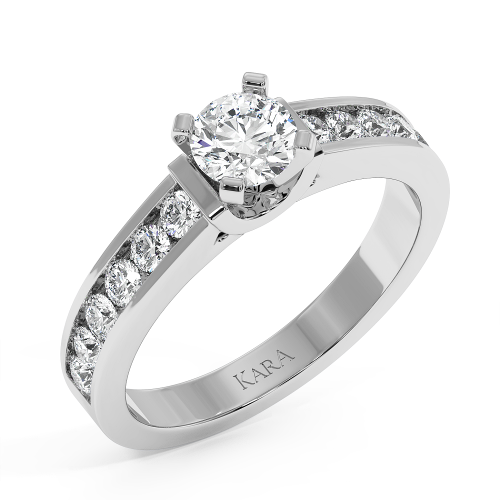 Engagement ring with central diamond of 0.53 ct and side diamonds of 0.55 ct