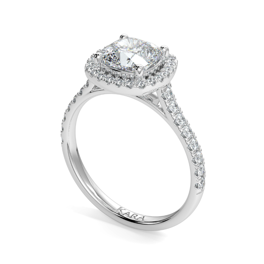 Engagement ring with 1.50 ct center diamond and 0.26 ct side diamonds