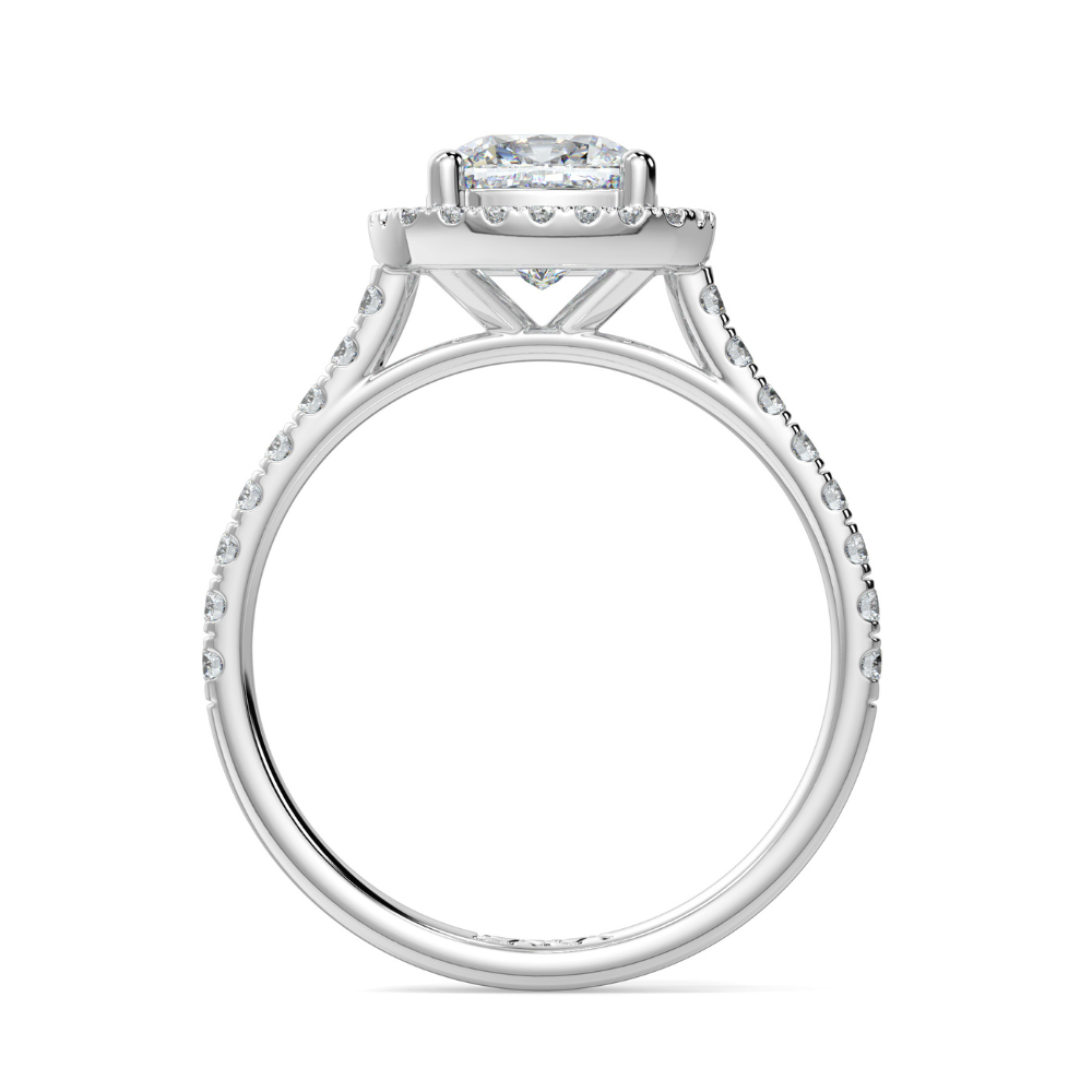 Engagement ring with 1.50 ct center diamond and 0.26 ct side diamonds