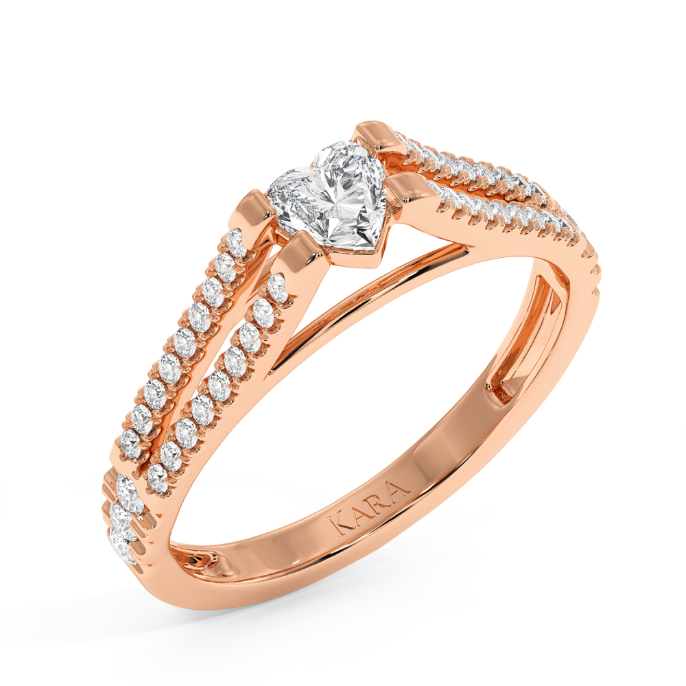 Engagement ring with Heart diamond of 0.29 ct and side diamonds of 0.27 ct