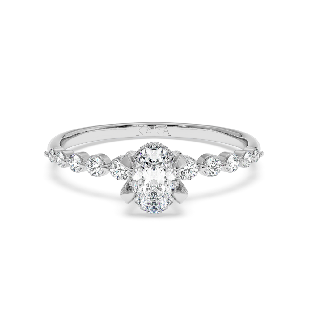 Engagement ring with 0.30 ct Oval Diamond and 0.26 ct side diamonds
