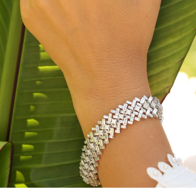 4.85 ct Princess diamond bracelet with 12.43 ct round diamonds