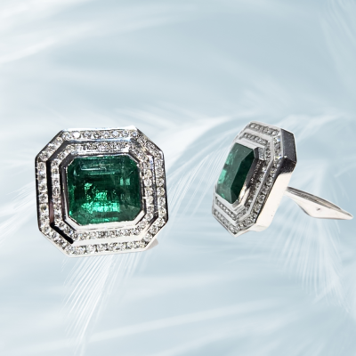 Studs with 9.37 ct emeralds and 1.46 ct diamonds