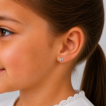 0.05 ct diamond earrings
