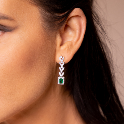 Earrings with 1.30 ct Diamonds and 0.99 ct Emeralds