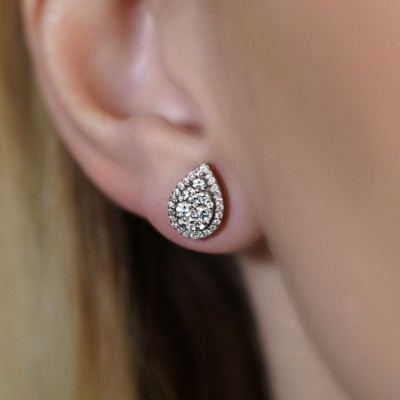 0.58 ct diamond earrings