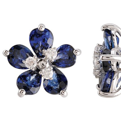 Earrings with 2.55 ct Sapphires and 0.13 ct Diamonds