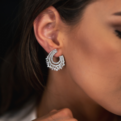 Earrings with 2.06 ct round diamonds and 2.02 ct marquise diamonds