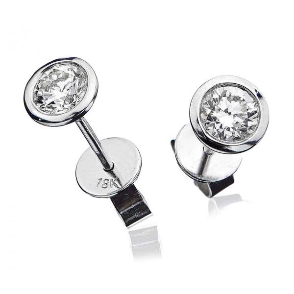 Solitaire earrings with 0.75 ct diamonds