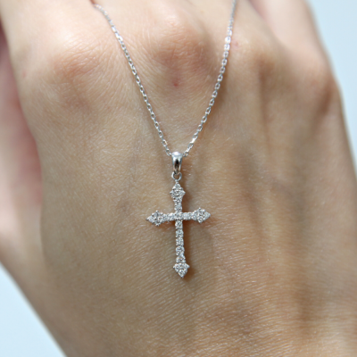 Cross Pendant with Diamonds 0.31 ct