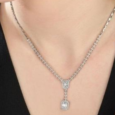 Necklace with 0.92 ct Baget Diamonds and 0.15 ct Round Diamonds