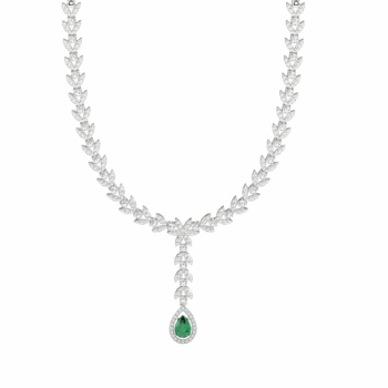 Necklace with 3.68 ct Diamonds and 0.57 ct Emerald