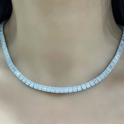 Tennis necklace with 5.60 ct baget diamonds and 3.20 ct round diamonds