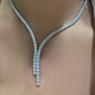 Tennis necklace with 12.33 ct Diamonds